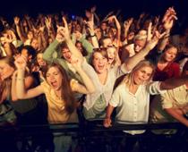 Raffle-people-B.jpg
